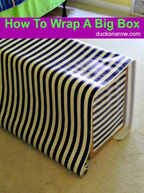 Big box with wrapping paper Wrapping Extra Large Gifts, Packing Big Gifts Ideas, How To Wrap Oversized Gifts, Gift Wrap Large Box Ideas, Wrapping Large Presents, Wrapping A Box With Paper, How To Wrap Big Gifts, Wrapping A Large Gift, How To Rap A Big Box Gift Wrapping