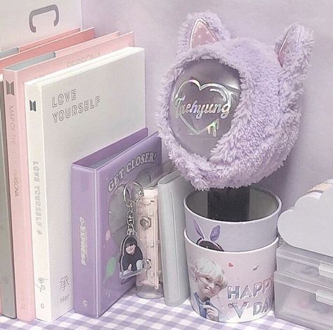 Theme Rp Soft Purple, Violet Aesthetic, Desain Quilling, 일본 패션, Purple Vibe, Lavender Aesthetic, Purple Themes, Soft Purple, Aesthetic Colors