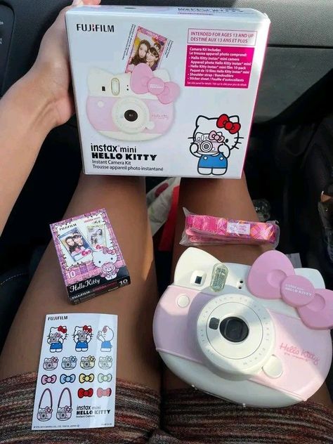 Fashion Content Creator, Hello Kitty Gifts, Hello Kitty Rooms, Cute Camera, Fashion Content, Hello Kitty Accessories, Hello Kitty Aesthetic, Instant Film Camera, Hello Kit