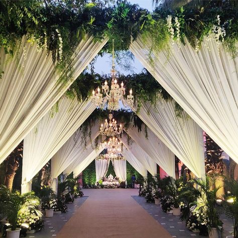 Entrance Drapery Wedding, Wedding Entrance Decor Walkways, Wedding Entrance Decoration Indian, Wedding Venue Entrance Decor, Indian Wedding Entrance Decor, Wedding Entrance Decor Outdoor, Wedding Entrance Walkway, Indian Wedding Entrance, Entrance Wedding Decor