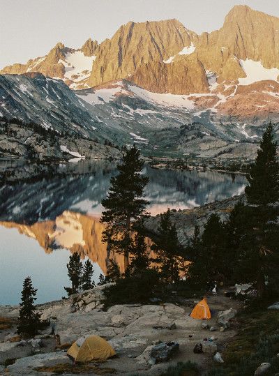 Backpacking Guide, Mount Whitney, Lakes In California, Backpacking Trips, Eastern Oregon, Adventure Inspiration, Mammoth Lakes, River Trail, Hiking Guide