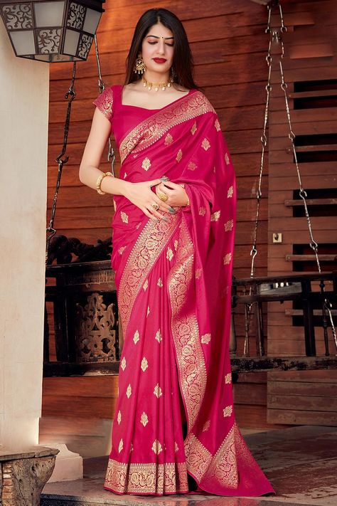 Pink Saree Silk, Red Banarasi Silk Saree, Red Saree Blouse, Saree Indian Wedding, Saree Wearing, Saree Wearing Styles, Rani Pink, Wedding Sari, Saree Poses