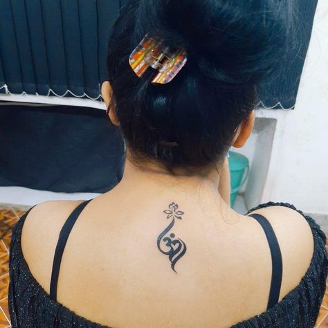 Om Tattoo Designs Back Of Neck Tattoos For Women, Om Tattoo Designs, Hindu Tattoos, Trishul Tattoo Designs, Back Images, Om Tattoo Design, Lotus Tattoo Design, Shiva Tattoo Design, Neck Tattoos Women