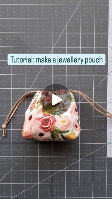 Muriel Corbierre | *Sewing Tutorial: make a jewelry pouch for Mother's day!* I used quilting cotton. Seam allowance is 1/4" (6mm) Cut 2 of exterior and 2 of... | Instagram Tela, Patchwork, How To Sew A Pouch Bag, Diy Cloth Jewelry, Jewelry Pouch Diy, Leather Jewelry Case, Jewelry Bags Diy Pouch Tutorial, No Zipper Pouch, Diy Pouch Tutorial