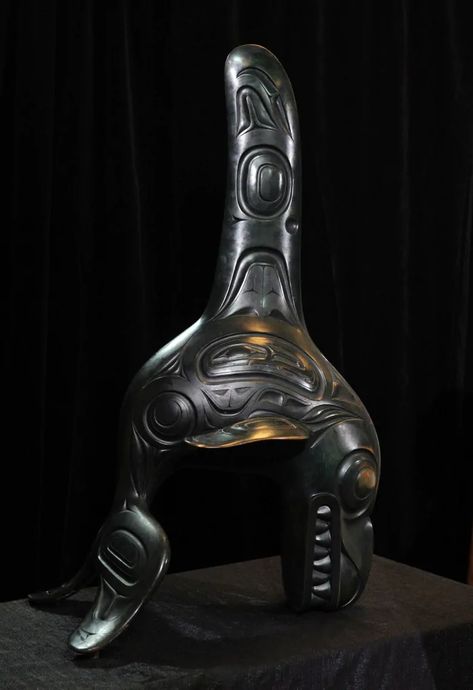 $700K Bill Reid killer whale statue hidden in storage | CBC News Inuit Sculpture, Whales Art, Bill Reid, American Stuff, Native Artwork, Pacific Northwest Art, Haida Gwaii, Haida Art, American Native