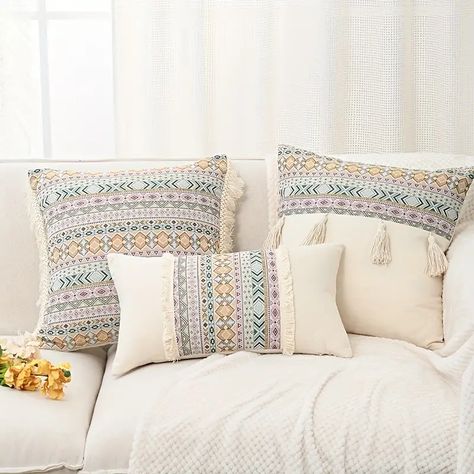 Jacquard Tassel Stitching Throw Pillow Covers, Throw Pillow Covers Decor, Home Decor, Room Decor, Bedroom Decor, Living Room Decor, Car Decor, Sofa Decor - Temu Patchwork, Rectangular Cushion, Fringe Pillows, Bilik Tidur, Hiasan Bilik, Bedroom Sofa, Sofa Decor, Seating Arrangements, Car Decor