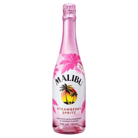 Malibu Strawberry Spritz Is The Fizzy, Rum-Based, Millennial Pink Drink Of The Summer Janecore Aesthetic, Guava Drink, Alcholic Drink, Pink Malibu, Vodka Slush, Malibu Drinks, Messy Wedding, Pretty Alcoholic Drinks, Flavored Rum