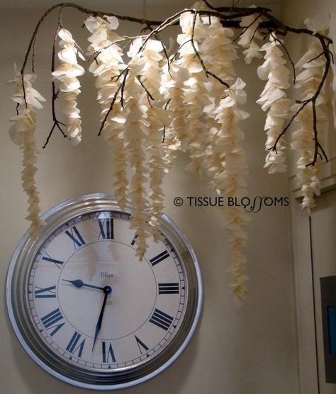 Paper Wisteria Diy, Wisteria Diy, Diy Wisteria, Paper Wisteria, Goth Interior, Paper Room Decor, White Wisteria, Diy Crafts For Girls, Paper Plants