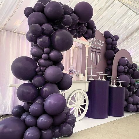 Balloon Garland Pastel, Purple Balloon Garland, Hotel Transylvania Party, Lavender Balloons, Lilac Balloons, Purple Party Decorations, Purple Balloon, Encanto Party, Purple Birthday Party