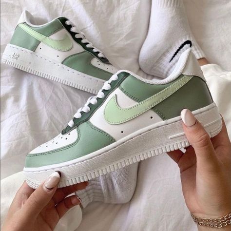 Custom Nike Air Force 1 (Sage Green Colorblock) Brand New In Original Box Custom Made To Order Minty Sage Green, One Of A Kind Run Half A Size Big- Suggest To Order Half Size Down Youth Sizes Converted To Womens Select Size In Women’s Turnaround Time 1-3 Weeks Skor Sneakers Nike, Παπούτσια Nike Free, Blue Air Jordan 1, Buty Marki Nike, Lifting Shoes, Boty Nike, Air Force Shoes, Skor Sneakers, Weight Lifting Shoes