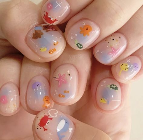 Sea Gel Nails, Glitter Flowers Nails, Under Sea Aesthetic, Cute Japanese Nail Art, Artsy Short Nails, Nails Sea Design, Sea Nail Art Summer, Sea Nails Designs, Sea Inspired Nails