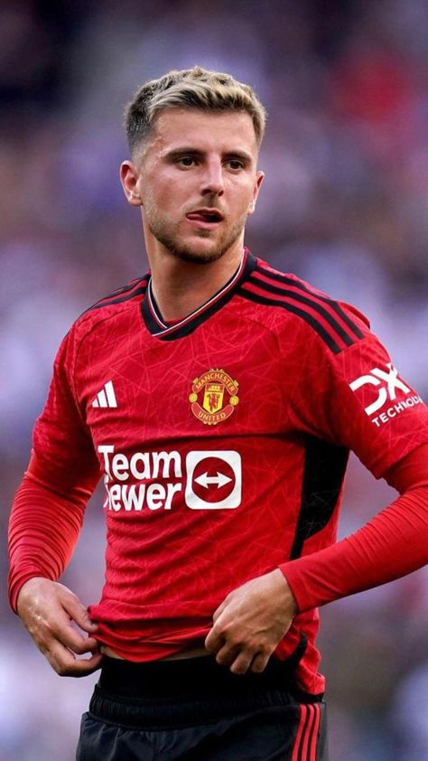 Francisco Lachowski, Mason Mount Haircut, Mason Mount Manchester United, Chelsea Football Team, England Football Players, Football Boyfriend, Mason Mount, England Football, Chelsea Football