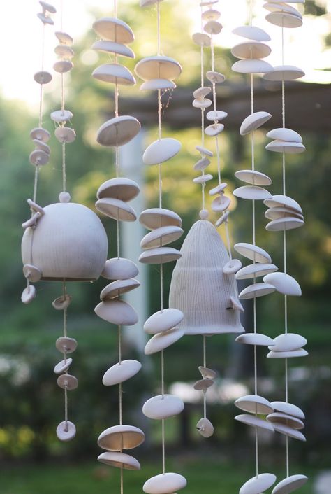 Organic Wall Art Ideas, Windchimes Ceramic, Pottery Windchimes, Pottery Wind Chimes, Wind Chime Ideas, Mccarty Pottery, Carillons Diy, Bored Art, Contemporary Pottery