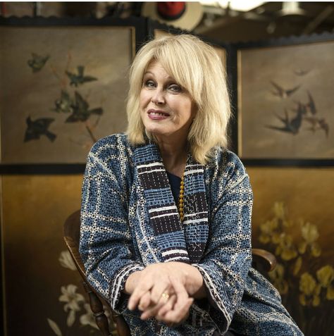» Joanna Lumley: “With age, you work out what matters.” Joanna Lumley, New Avengers, Coronation Street, Absolutely Fabulous, Growing Old, Work Out, Books To Read, Health And Beauty, How To Memorize Things