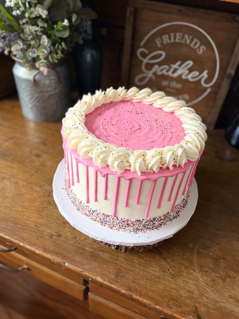 Pink Cake With White Drip, Pink And White Birthday Cake, Birday Cake, 8inch Cake, Pink Vintage Cake, Drip Icing, Pink Drip Cake, Birthday Sleepover Ideas, White Birthday Cakes