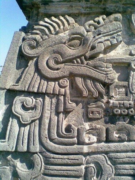Aztec Architecture, Mayan Tattoos, Ancient Mexico, Aztec Civilization, Maya Art, South American Art, Ancient Aztecs, Aztec Culture, Mayan Art