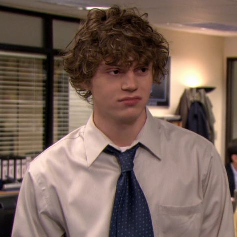 Evan Peters - Luke Cooper The Office, Evan Peters, Evan Peters Luke Cooper, Luke Cooper The Office, Luke Cooper, Fictional Crushes, Boy Or Girl, Quick Saves