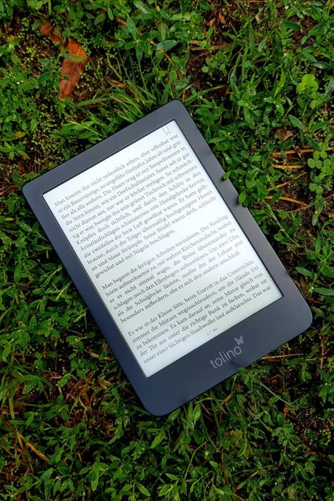 Der tolino shine 3 eReader ist etwas handlicher und günstiger als mein bisheriger tolino vision, hat allerdings keinen Wasserschutz.  #Bibliothek, #Buch, #eBook, #eReader, #lesen, #Packliste, #tolino Tolino, E Reader, Charger Pad, E-book, Quick Saves