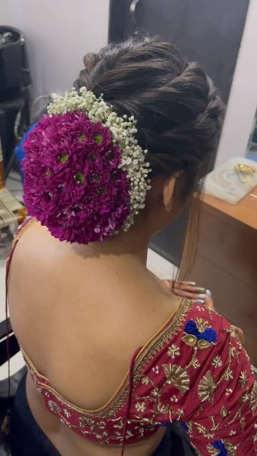 Detailed Hairstyles, Indian Bun Hairstyles, Wave Watercolor, Intricate Braids, Brides Made, Bridal Hair Decorations, Bridal Hairstyle Indian Wedding, Hair Style On Saree, Flower Bun