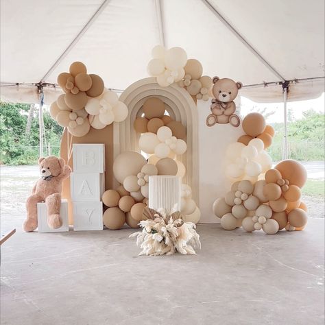 Gender Reveal Decorations Teddy Bear, Teddy Bear Theme Balloon Arch, Bear Baby Shower Balloons, Teddy Balloon Decoration, Brown And White Gender Reveal, Teddy Bear Birthday Backdrop, Teddy Bear Theme Birthday Party Decorations, Nude Balloons Decoration, Teddy Beat Baby Shower Decor