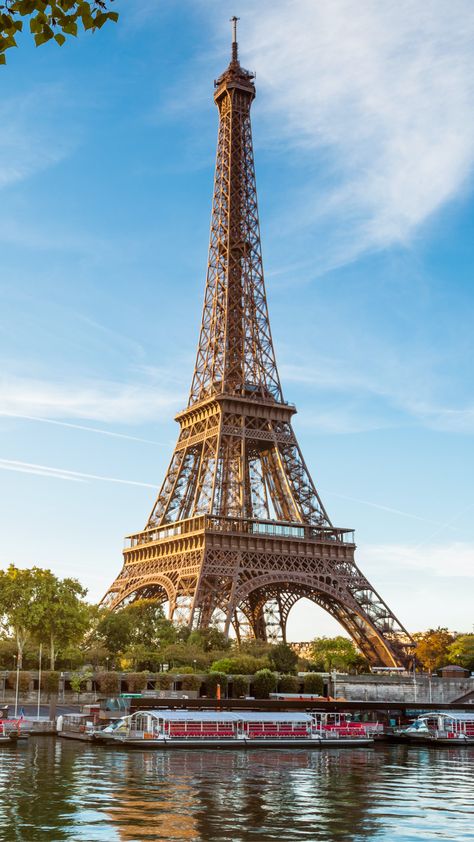 Prancis Paris, Torre Eiffel Paris, Paris Torre Eiffel, Top Honeymoon Destinations, Eiffel Tower Photography, Paris Tour Eiffel, Paris Dream, Paris Wallpaper, Beautiful Paris
