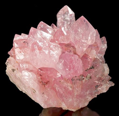 Quartz is one of the most common minerals on Earth, found in many places worldwide. Crystal Aesthetic, Rose Quartz Stone, Crystal Rose, Mineral Stone, Crystal Meanings, Minerals And Gemstones, Rocks And Gems, Love Rose, Quartz Cluster