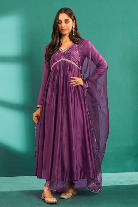 Buy Almaari by Pooja Patel Purple Chanderi Silk Pita Embroidered Yoke Anarkali Pant Set Online | Aza Fashions Anarkali Designs, Silk Kurti Designs, Chudidar Designs, Long Gown Design, Chiffon Frocks, Anarkali Dress Pattern, Churidar Designs, Simple Kurta Designs, Kurti Designs Latest