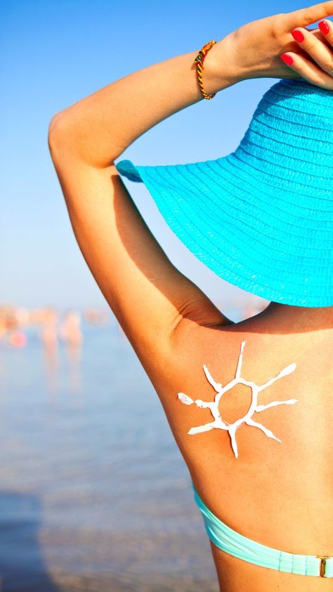 Best Sunscreen Stick Sunscreen Background, Best Sunscreen Stick, Sunscreen Tips, Sunscreen Application, Summer Cosmetic, Tips For Healthy Skin, Non Comedogenic Oils, Oily Skin Face, Skin Care Pictures