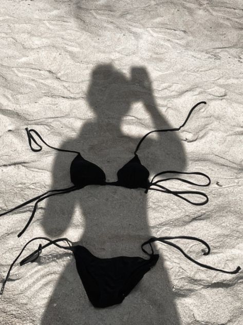 Sun Bathing Photo Ideas, Black And White Swimsuit Bikinis, Black Sand Beach Photoshoot, Tan Through Swimwear, White Beach Outfit, Sand Pictures, Shadow Images, High Contrast Images, Beach Selfie