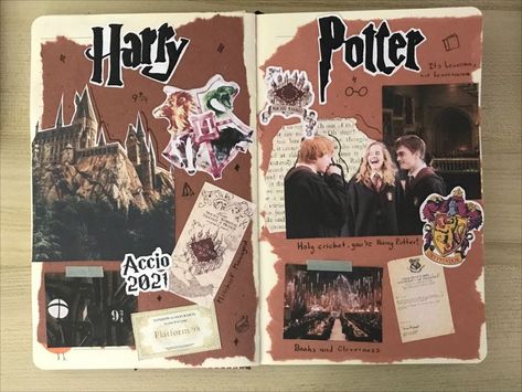 Harry Potter Art Projects, Harry Potter Gifts Diy, Harry Potter Scrapbook, Harry Potter Journal, Harry Potter Disney, Creating A Bullet Journal, Diy Journal Books, Collage Book, Scrapbook Book