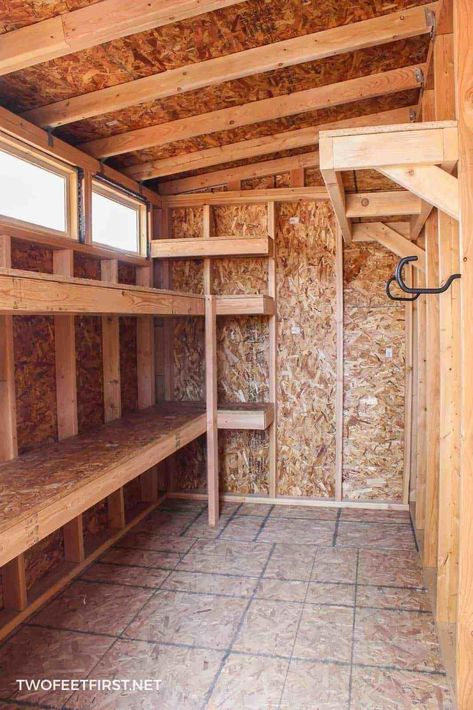 Build Storage Shelves, Shed Shelving, Build Storage, Building A Storage Shed, Laundry Room Storage Shelves, Storage Shed Organization, Diy Storage Shed, Room Storage Diy, Lean To Shed