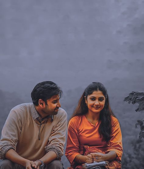 Ori Devuda Movie Images, Godavari Movie Images, Godavari Movie, Telugu Aesthetic, Allu Arjun Hairstyle, Romantic Photos Couples, Love Couple Images, Movie Pic, New Photos Hd