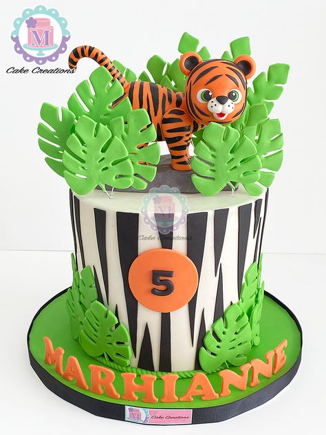 Fondant Tiger Topper, Tiger Fondant Topper, Tiger Themed Cake, Tiger Birthday Cakes, Cake With Tiger, White Tiger Cake, Tiger Cakes For Kids, Tiger Theme Cake, Tiger Cake Birthday