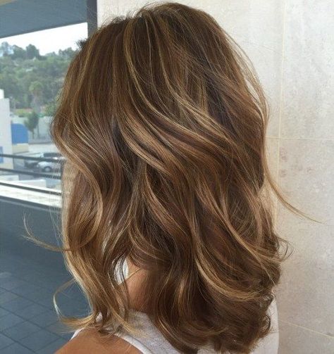 Blonde Highlights For Brown Hair Natural Styles, Blond Închis, Sandy Brown Hair, Brown Hair With Highlights And Lowlights, Blond Balayage, Makeup Tip, Hair Color Light Brown, Brown Hair With Highlights, Hair Color And Cut