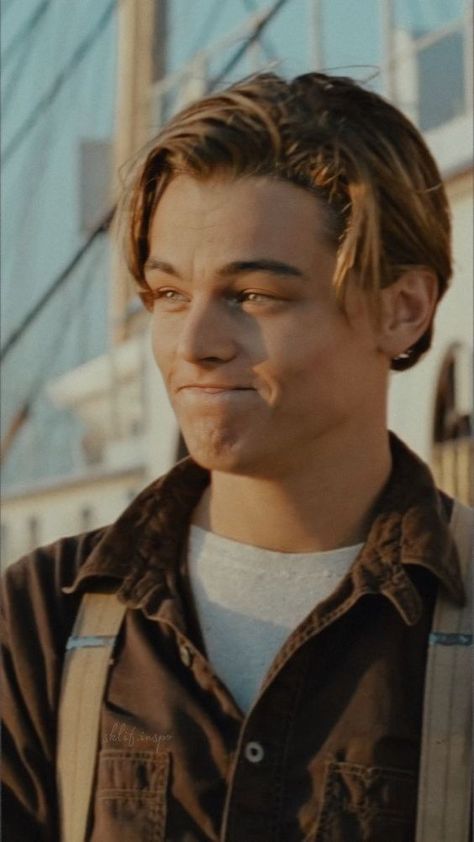 askk 💅🏻 Leonardo Dicaprio 1997, Leonardo Dicaprio Titanic, People From The Past, Titanic Leonardo Dicaprio, Leonardo Dicaprio Photos, جوني ديب, Leonardo Dicapro, Leo And Kate, Leonardo Dicaprio 90s