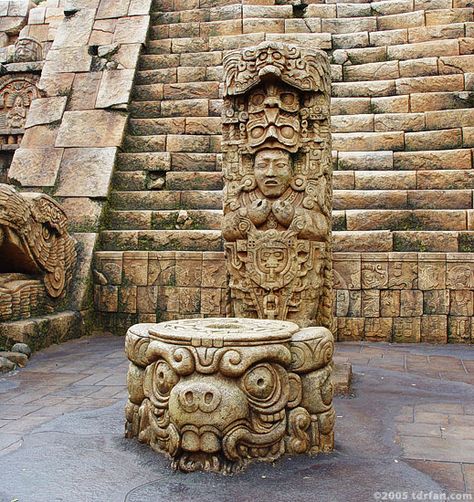 Maya Architecture, Aztec Structures, Mayan Structures, Aztec Architecture, Aztec Artwork, Indiana Jones Adventure, Ancient Mexico, Mexican Artwork, Elephant Rock