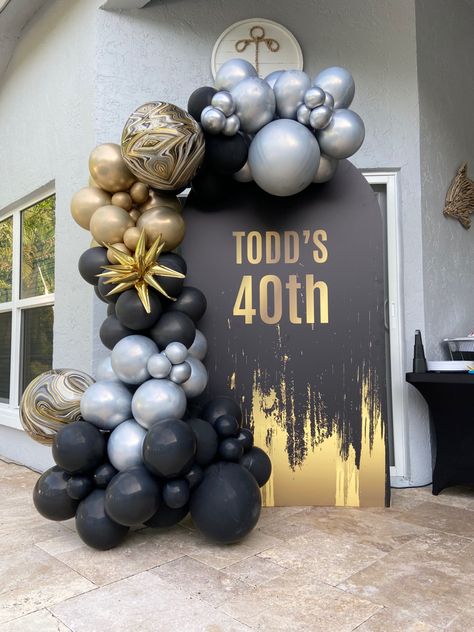 40th Birthday Ideas For Men Backdrop, Men’s 40th Birthday Decorations, 40 Th Birthday Decoration Ideas, Male Birthday Backdrop Ideas, Men And Women Birthday Party Ideas, 30th Birthday Backdrop Ideas Men, 40th Bday Balloon Decor, Man Decoration Party, Idea For 40th Birthday Party