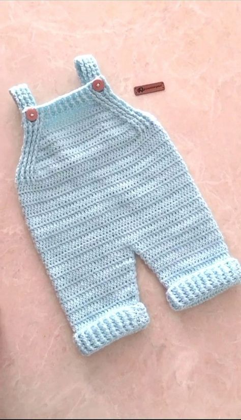 Crochet Baby Romper, Crochet Baby Pants, Baby Romper Pattern, Crochet Romper, Crochet Baby Sweater, Baby Sweater Patterns, Easy Crochet Baby, Baby Jacke, Crochet Baby Boy