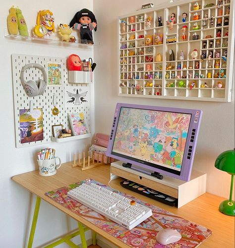 Organisation, Pegboard Gaming Setup, Digital Art Desk Setup, Pegboard Ideas Aesthetic, Desktop Setup Aesthetic, Digital Art Setup, Pegboard Aesthetic, Artist Setup, Desktop Inspiration