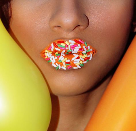 Lip Art Tutorial, Sprinkle Lips, Candy Photoshoot, Apply Lip Gloss, Makeup Themes, Good Skin Care, Candy Lips, Orange Lips, Oil Free Moisturizers