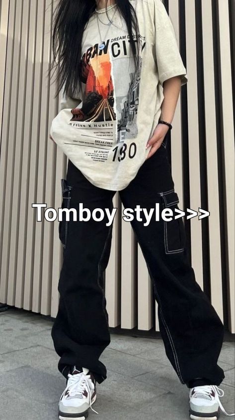 Tom Boy Outfits Ideas, Tomboy Korean Girl, Cute Tomboy Outfits Black Women, Style Tomboy Girl, Tomboy Core, Fem Tomboy Outfits, Fall Tomboy Outfits, Tomboy Type, Tomboy Girl Aesthetic