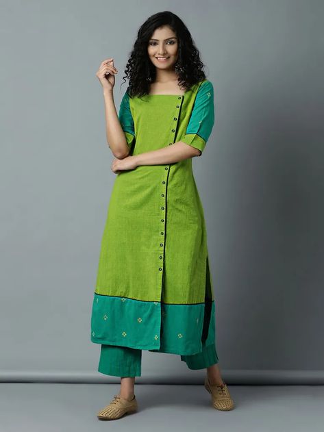 Plain Kurti Designs, डिजाइनर कपड़े, Silk Kurti Designs, Indian Kurti Designs, Long Gown Design, Churidar Designs, Simple Kurta Designs, Designer Kurti Patterns, Simple Kurti Designs