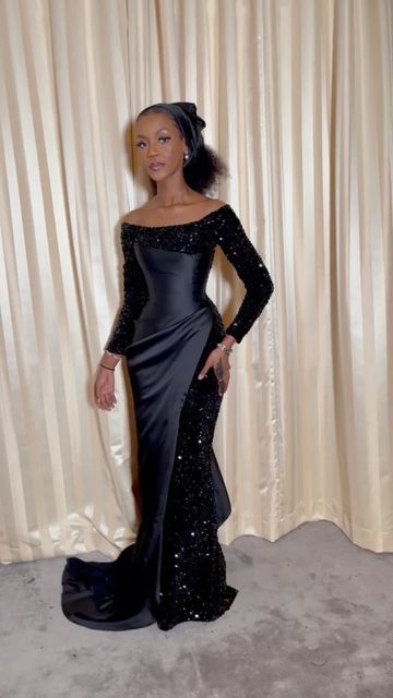 Extravagant Bridesmaid Dresses, Nigerian Attire, Asoebi Designs, Dinner Gown Styles, Prom Outfit Ideas, Nigerian Traditional Dresses, Nigerian Dress Styles, Dinner Dresses, Ankara Dress Designs