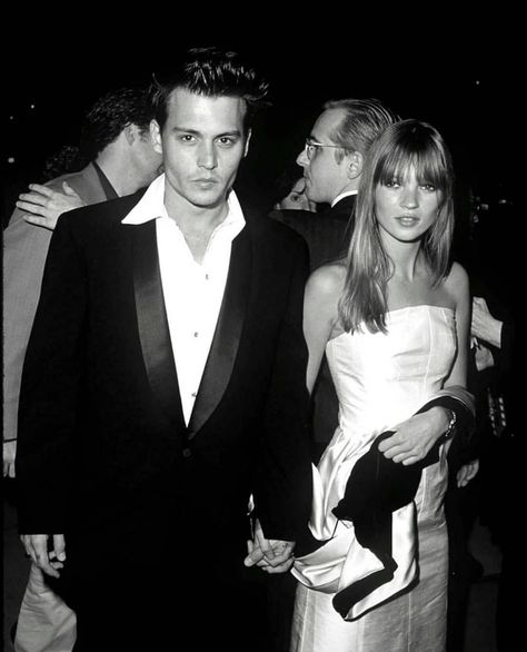 Kate Moss, Johnny Depp, Johnny Depp And Kate Moss, Kate Moss Johnny Depp, Johnny And Winona, John Depp, Style Icons, Couple Photos, Black And White