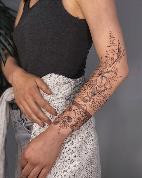 25 Cool Sleeve Tattoos Design Ideas for Women - Flymeso Blog Art Inspiration Ideas Creativity, Whimsical Forearm Tattoo, Honeycomb Forearm Tattoo, Stages Of Life Tattoo, Fine Line Tattoo Ideas Sleeve, Half Sleeve Flower Tattoos For Women Upper Arm, Woman’s Half Sleeve Tattoo, Minimalist Half Sleeve Tattoo, Tattoos Around Elbow