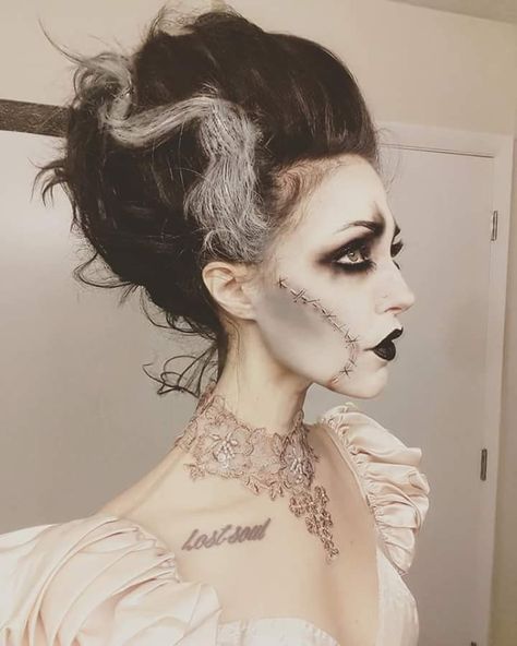 Frankenstein Bride Of Frankenstein, Bride Of Frankenstein Makeup, Frankenstein Makeup, Bride Of Frankenstein Halloween, Bride Of Frankenstein Costume, Frankenstein Bride, Makeup Zombie, Frankenstein Costume, Fantasy Make-up