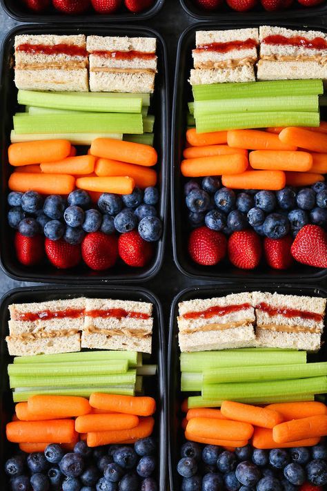 Meal Prep Boxes, Bistro Box, Lunch Saludable, Healthy Packed Lunches, Copycat Starbucks, Healthy Lunchbox, Snacks Saludables, Peanut Butter And Jelly, Healthy Work Snacks