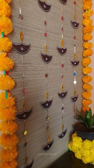 Hastkaarigari by Jyo on Instagram: "DIY Diya 🪔 Backdrop for Diwali Decoration🎉🎊🌟 . . #hastkaarigari #diwalireels #diwalidecorations #diydecoration #instareels #easydiy #insta #reels #thursdayreel #decoration" Diwali Decorations Diy Ideas, Toran Diy, First Home Pictures, Hanging Decorations Diy, Diya Decoration Ideas, Diwali Diya Decoration, Door Hanging Decorations, Diwali Decorations At Home, Diwali Decoration Items