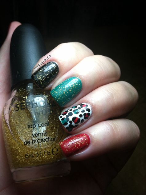 Christmas Nails With Cheetah Print, Red And Green Leopard Nails, Christmas Leopard Print Nails, Leopard Print Christmas Nails, Cheetah Print Christmas Nails, Christmas Cheetah Nails, Cheetah Christmas Nails, Leopard Christmas Nails, Christmas Leopard Nails