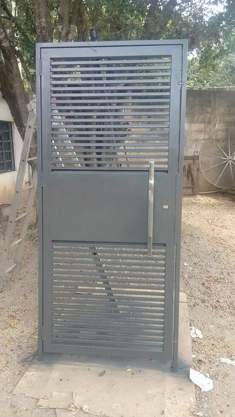 Iron Door Design Modern Entrance, Metal Front Door Ideas, Front Door Gate, Iron Security Doors, Pintu Interior, Porte In Ferro, Grill Gate, Steel Security Doors, Grill Gate Design